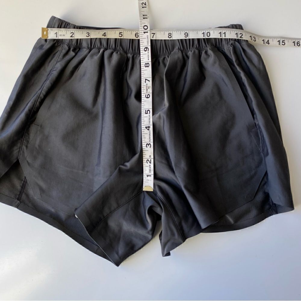 LifeLab CoolLife shorts size Small - Picture 8 of 13